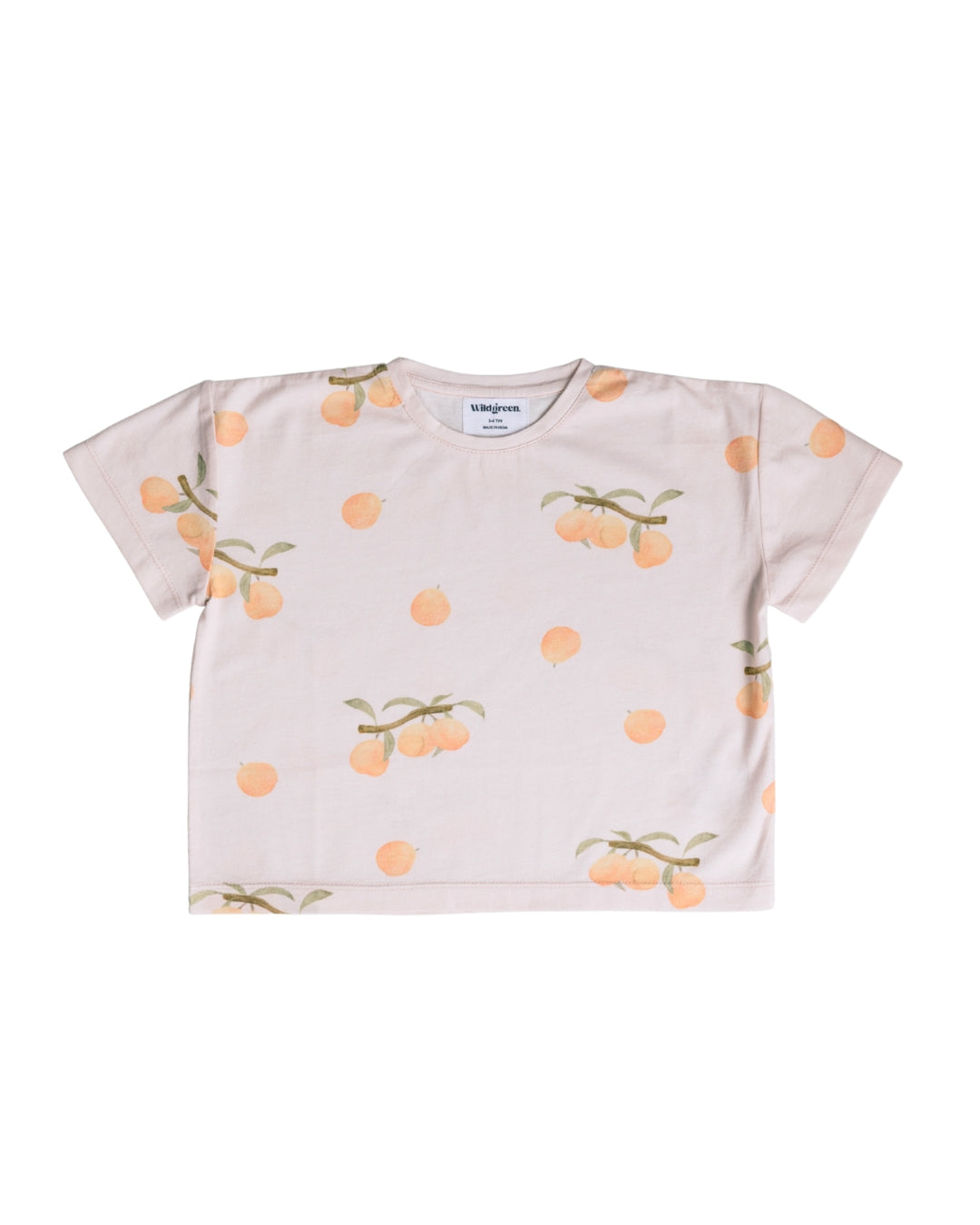 Wildgreen’s Apricot T-shirt, a gender-neutral kids’ tee made from 100% GOTS-certified organic cotton. Featuring a peach hued fruit inspired design, this sustainable and ethical kidswear piece is soft, breathable, and perfect for everyday wear. #OrganicKidswear #SustainableFashion #EthicalClothing