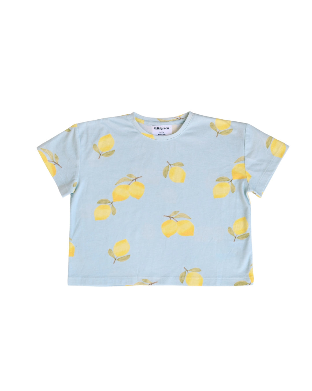 Wildgreen’s Lemon T-shirt, crafted from 100% GOTS-certified organic cotton, offers a zesty and playful gender-neutral design. This sustainable kidswear piece is soft, breathable, and perfect for eco-conscious families. #OrganicKidswear #SustainableFashion #GenderNeutralKidsClothing